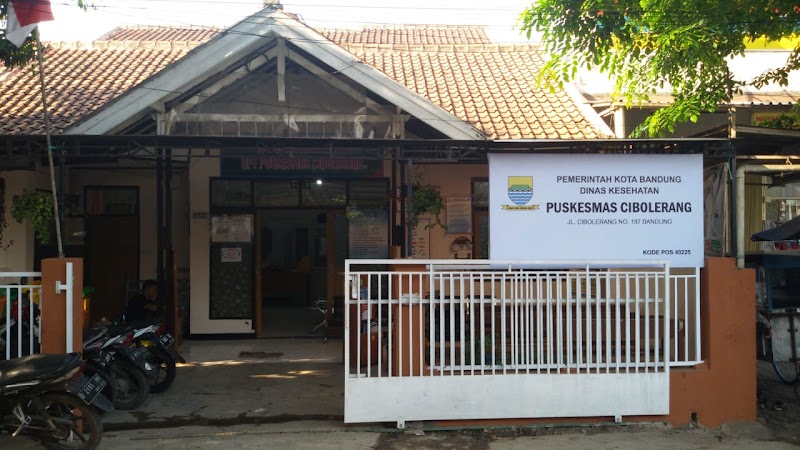 Foto Outlet Puskesmas Cibolerang di Ciparay, Bandung