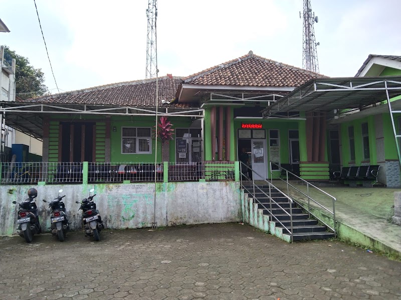 Foto Outlet Puskesmas Parakan Salak di Parungkuda, Sukabumi