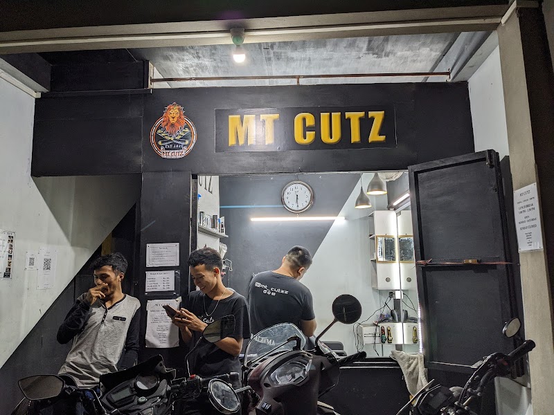 Men’s haircut in Aizawl