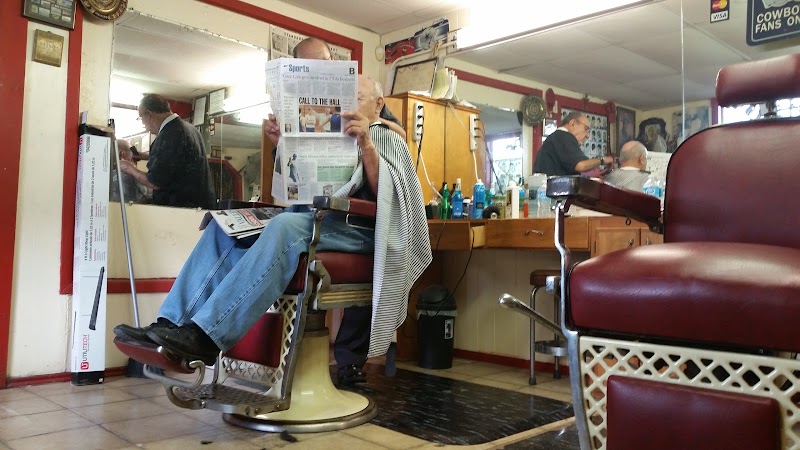 Men's haircut in Harlingen TX