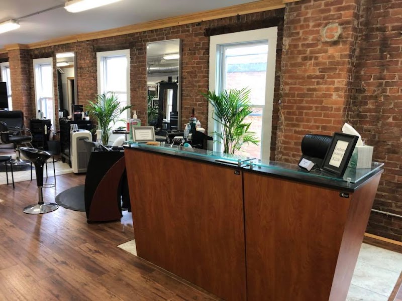 Men's haircut in Hartford & New Haven CT