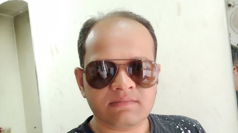 Men’s haircut in Junagadh