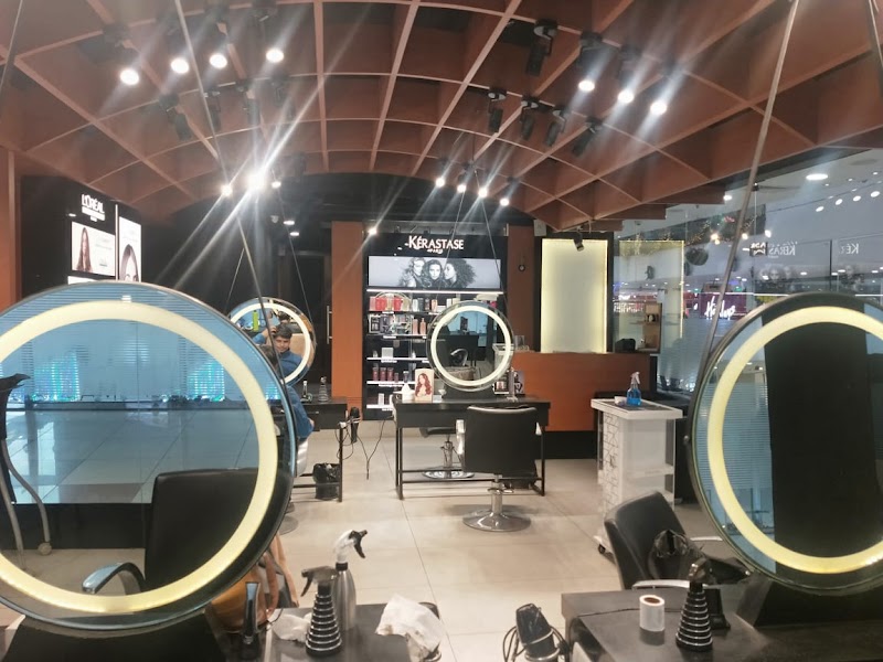 The Top 15 Best Men’s Haircuts in Kanpur