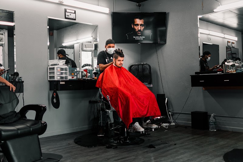 Men's haircut in Los Angeles CA