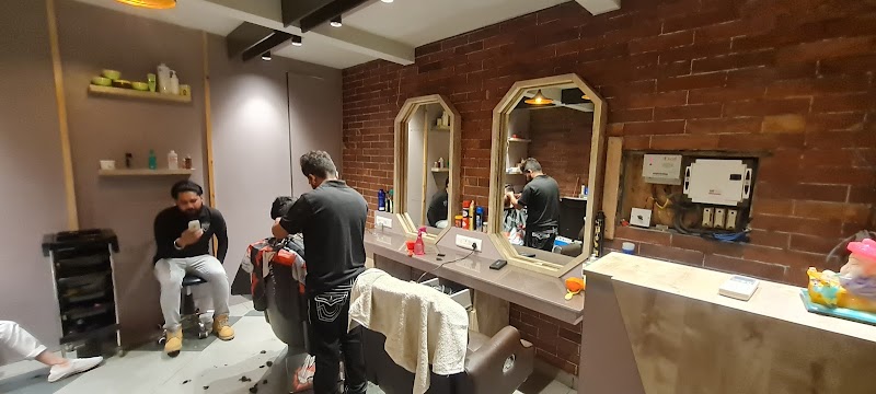 Men’s haircut in Ludhiana