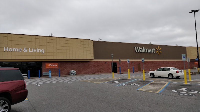 Walmart store in Fayetteville AR