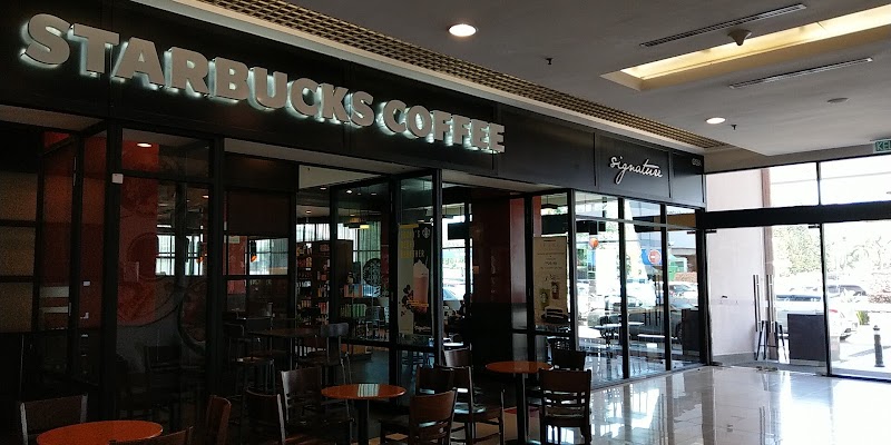 2 Starbucks Giant Kelana Jaya in Petaling Jaya