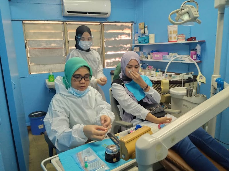 Dentist (2) in Kuala Terengganu