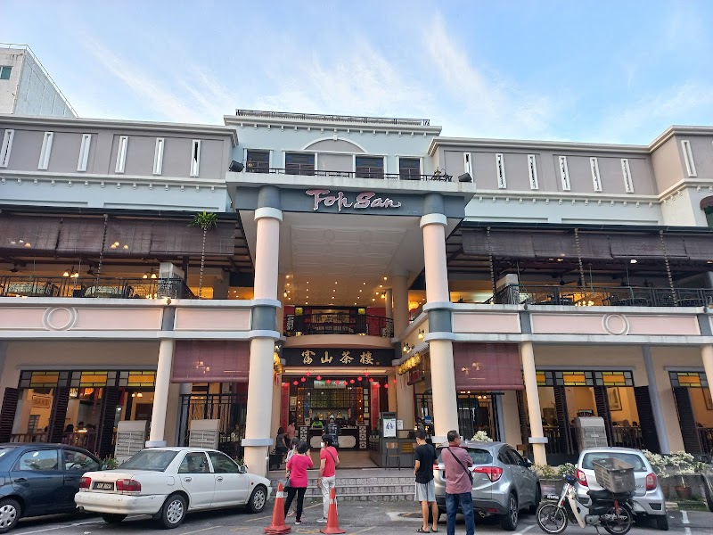 Discover the Ultimate 7 Best Hotels