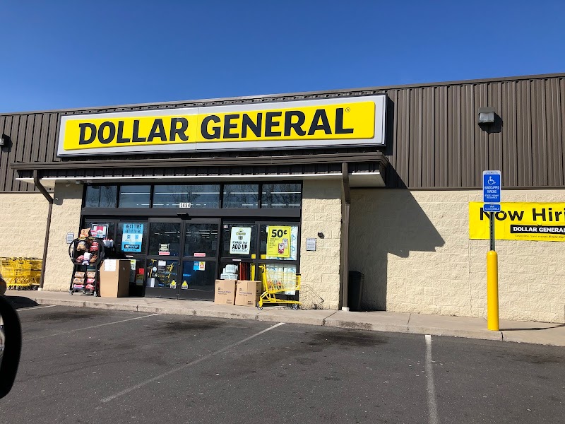Dollar General (3) in Connecticut