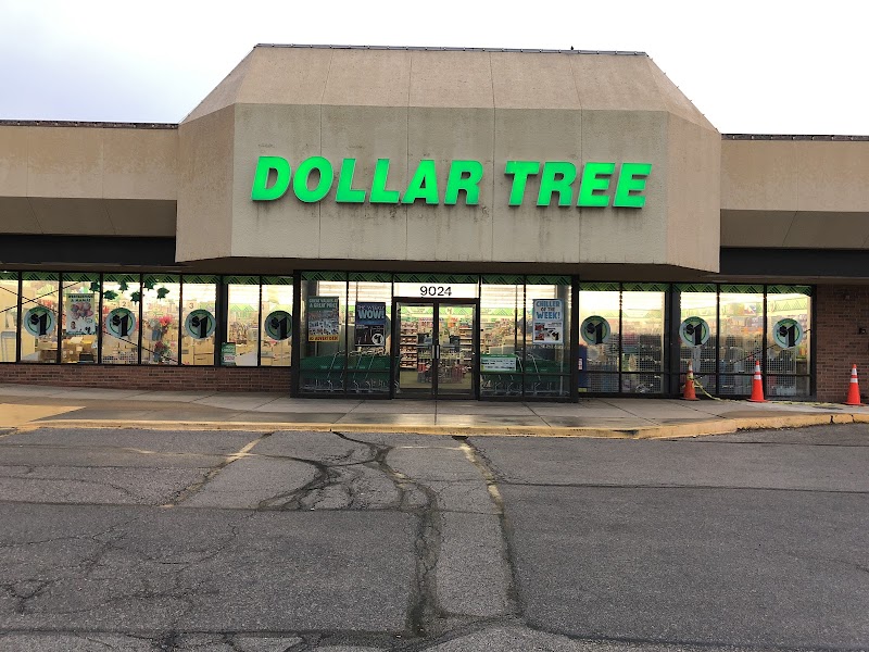 Dollar Tree (2) in Kansas
