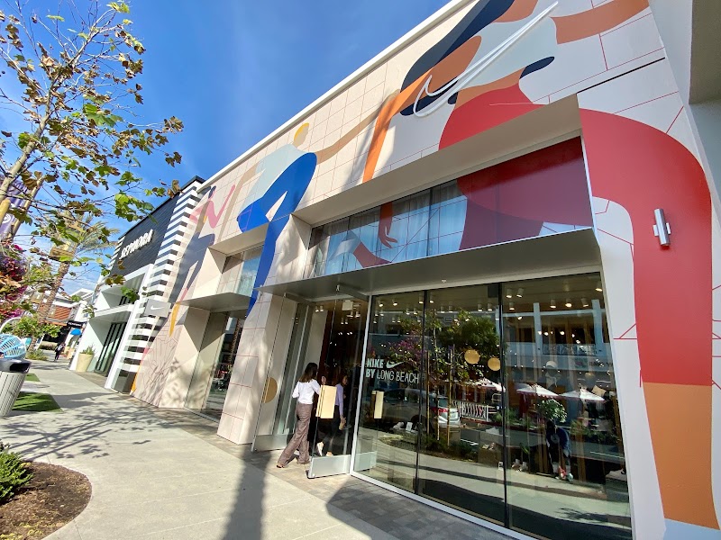 Nike (0) in Long Beach CA