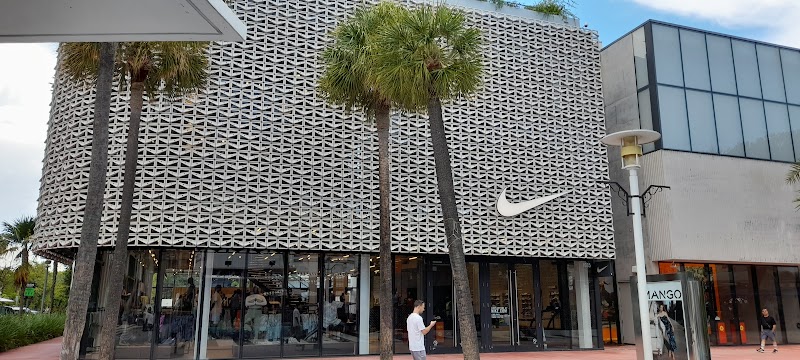 Nike (0) in Miami FL