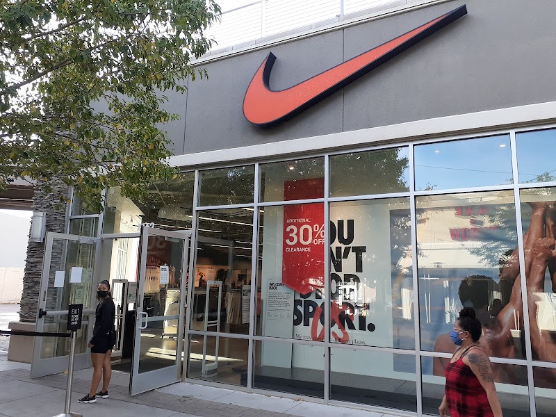 Nike (2) in Nevada