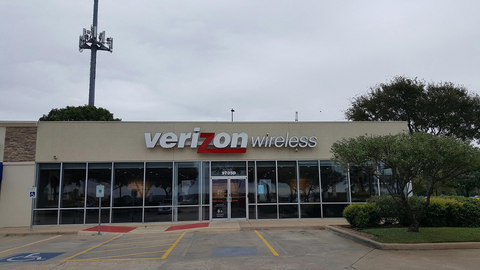 Verizon (2) in Austin TX