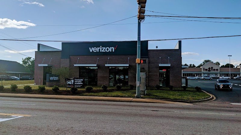 Verizon (2) in Greenville SC