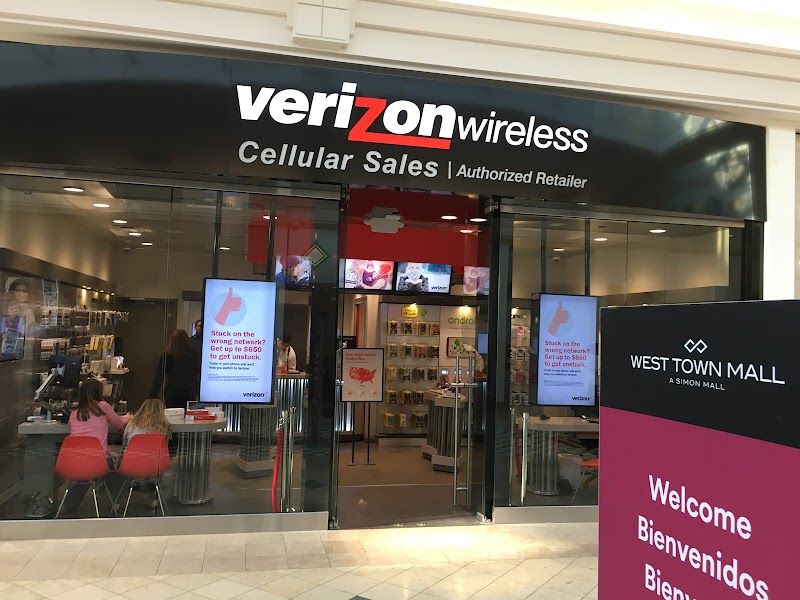 Verizon (2) in Knoxville TN