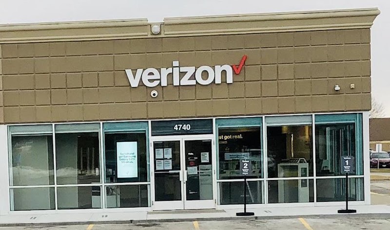 Verizon (2) in Lincoln NE