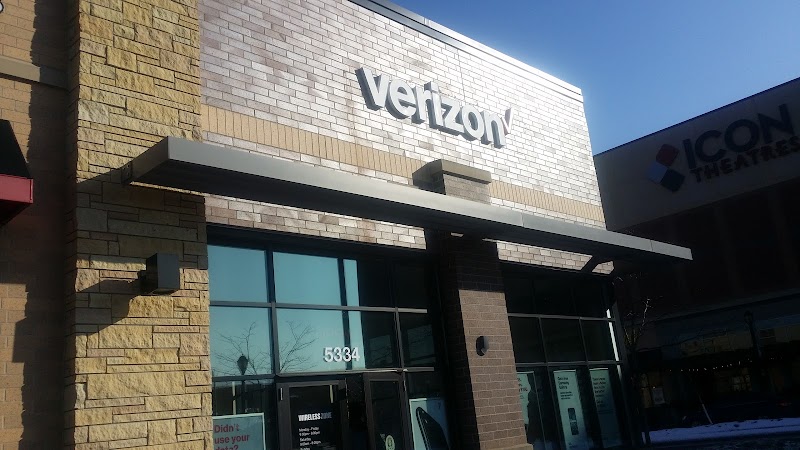 Verizon (2) in Minneapolis MN