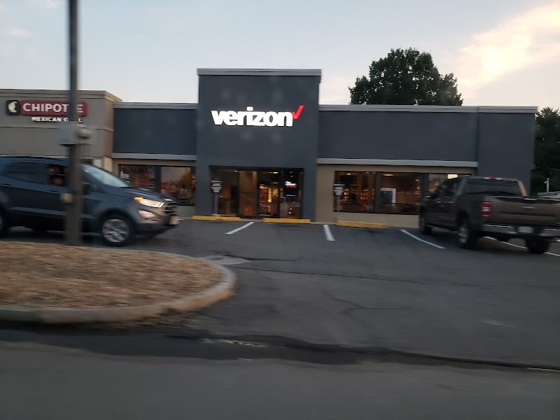 Verizon (2) in New Bedford MA