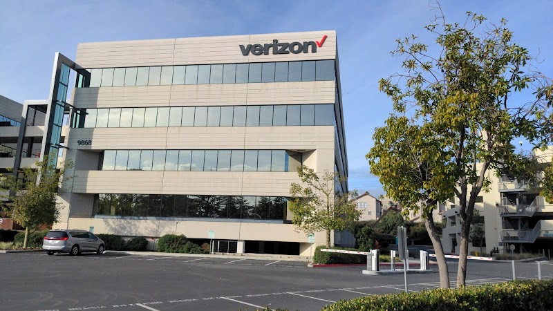Verizon (2) in San Diego CA
