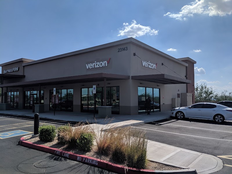 Verizon (2) in Scottsdale AZ