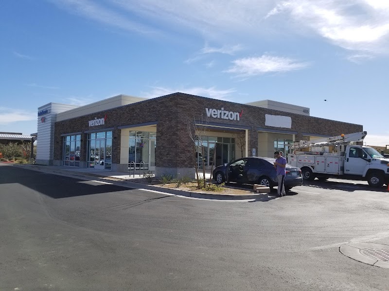 Verizon (3) in Chandler AZ