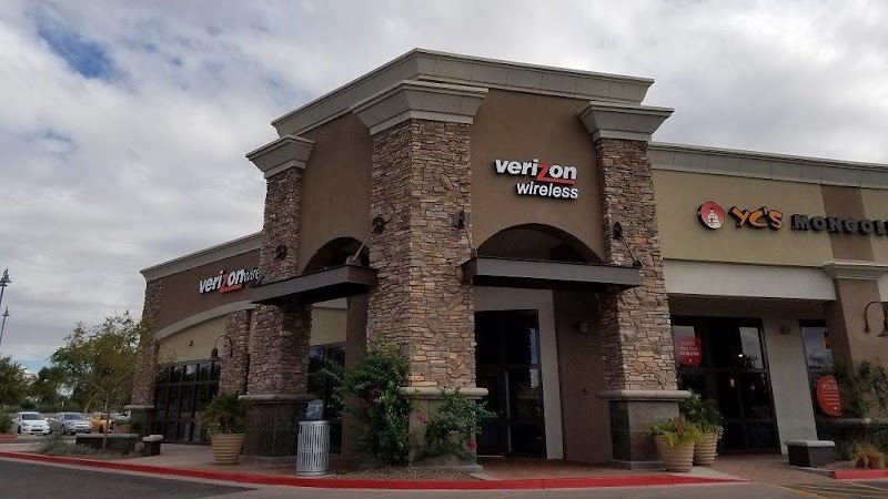 Verizon (3) in Gilbert AZ