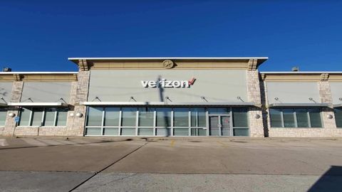 Verizon (3) in Houston TX