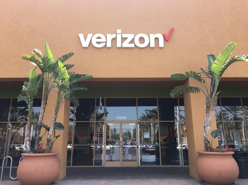 Verizon (3) in Irvine CA