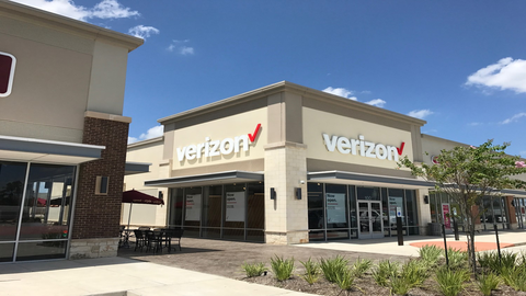 Verizon (3) in San Antonio TX