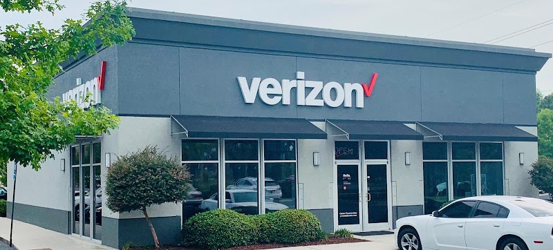 Verizon (3) in Savannah GA