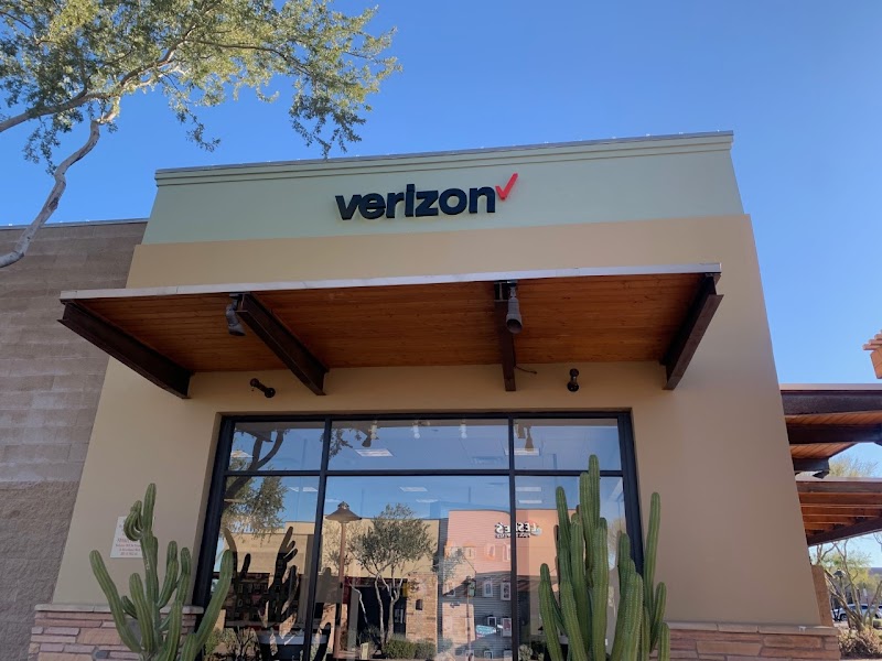 Verizon (3) in Scottsdale AZ