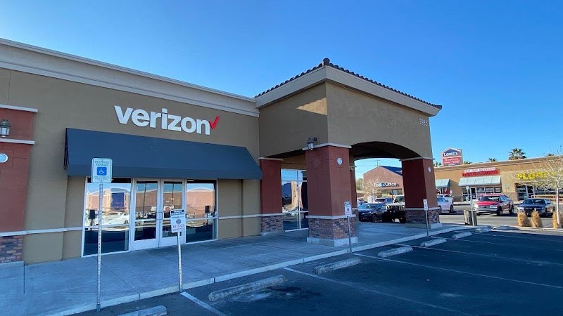 Verizon (3) in Spring Valley NV
