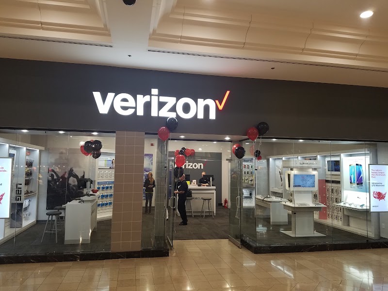 Verizon (3) in Tampa FL
