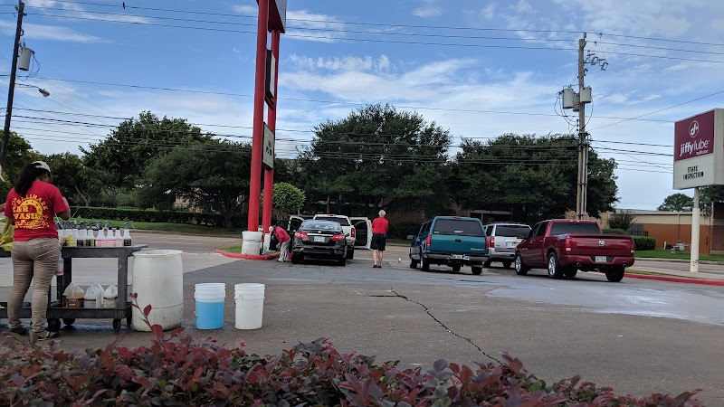 Self Car Wash (2) in Baytown TX, USA