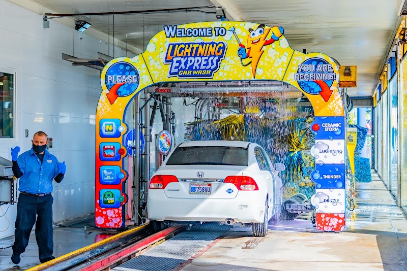 Self Car Wash (2) in Hawthorne CA, USA