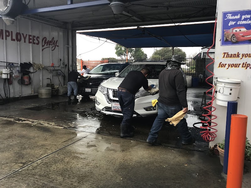 Self Car Wash (2) in Inglewood CA, USA