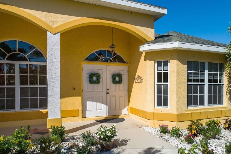 Airbnb (3) in Cape Coral FL, USA