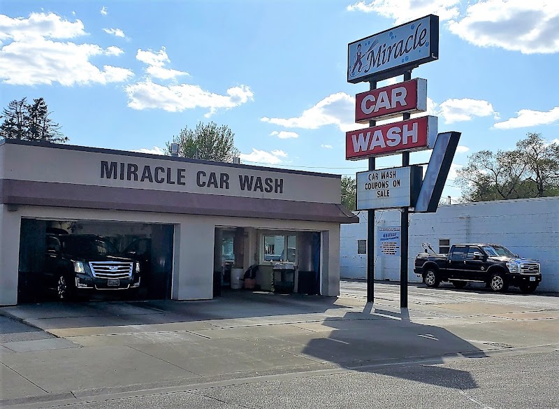 Discover Best Self Service Car Wash Near Waterloo IA, USA