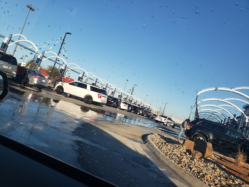 Self Car Wash (2) in Abilene TX, USA