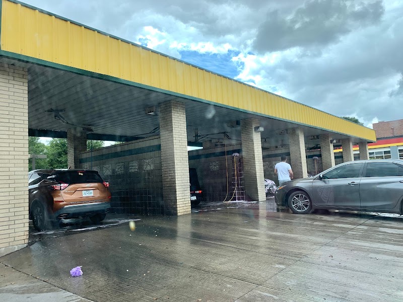 Self Car Wash (2) in Carrollton TX, USA