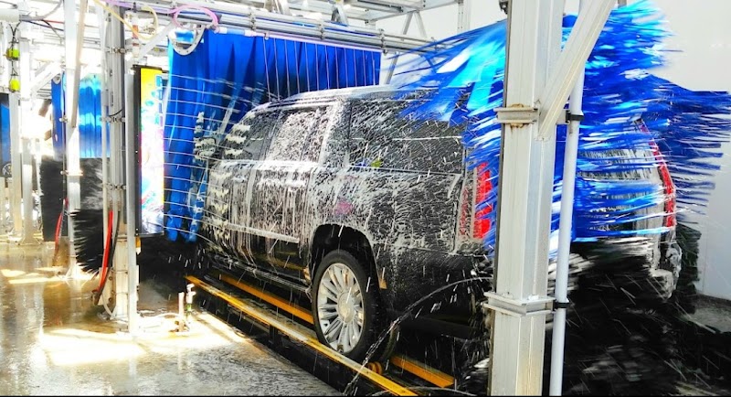 Self Car Wash (2) in Denton TX, USA