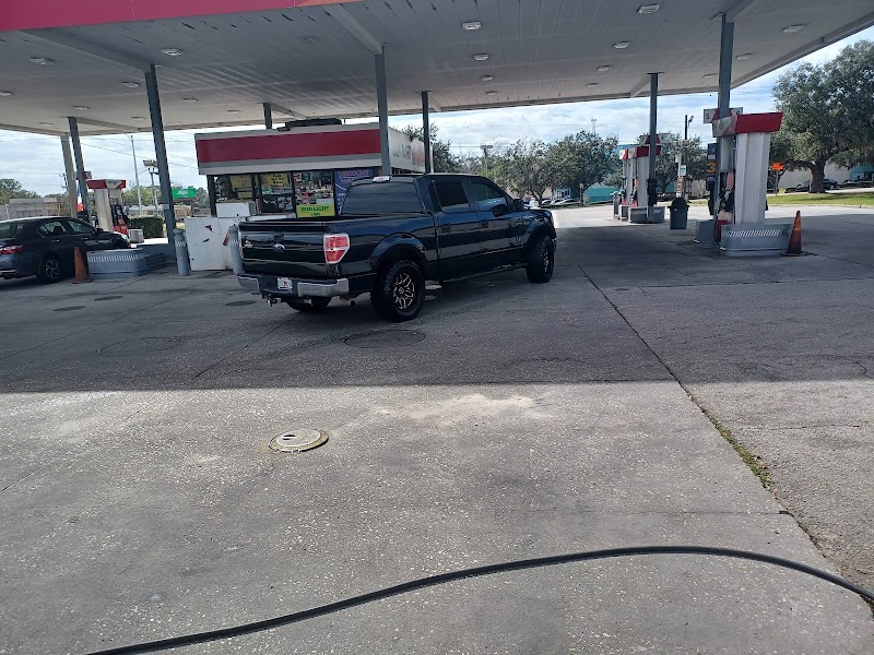 Self Car Wash (2) in Lakeland FL, USA