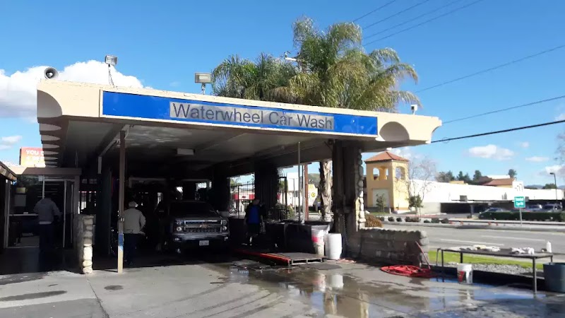 Self Car Wash (2) in Santa Clarita CA, USA
