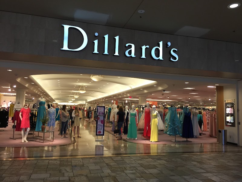 Discovering The Biggest 5 Macy's Stores in Colorado, USA