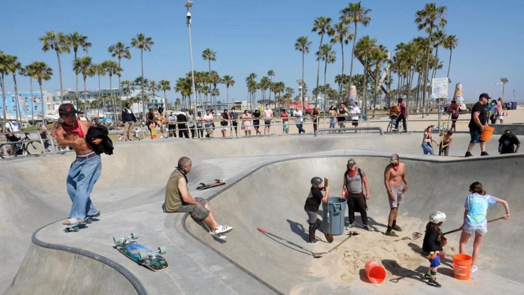 Venice Beach Skatepark, Venice Beach, California