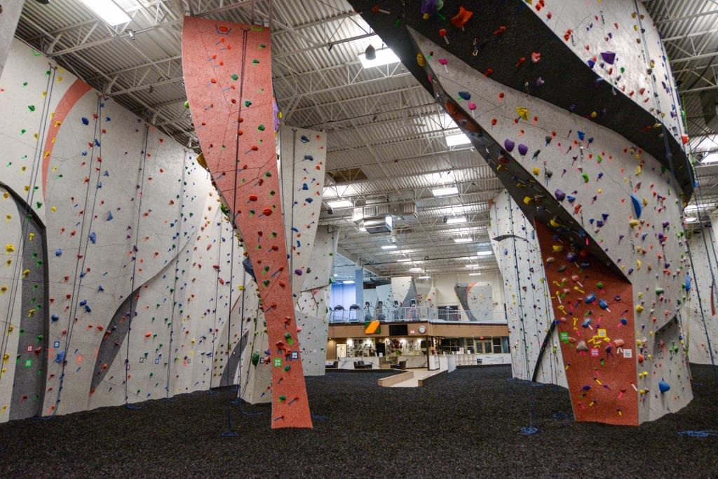Vertical Endeavors, Glendale Heights, Il