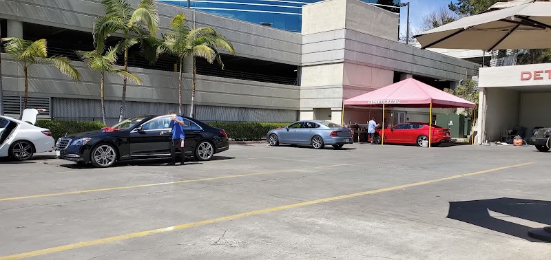 Americana Hand Car Wash & Detail Center