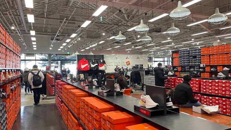 Biggest Nike Store in Japan